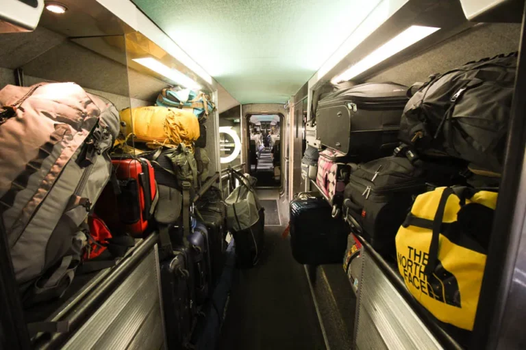 How to Manage Luggage on Luxury Trains: The 2026 Editorial Pillar
